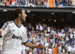 中国体育竞猜平台|雷霆王朝面临终极试炼，亚历山大杜兰特对决成西部榜首分水岭