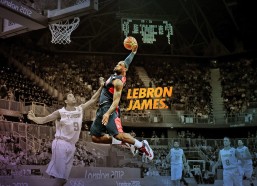 中国体育竞彩网首页：曼联冬季转会窗战略调整，中场引援暂缓，明夏锁定多目标重塑阵容