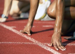 中国竞猜官网-巴黎奥运会预选赛推迟至明年四月举行，中国男足国奥队收获关键备战窗口