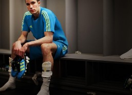 中国竞猜官网-VG官宣引发DOTA2转会地震，fy加盟LGD，传奇选手BurNIng或告别赛场