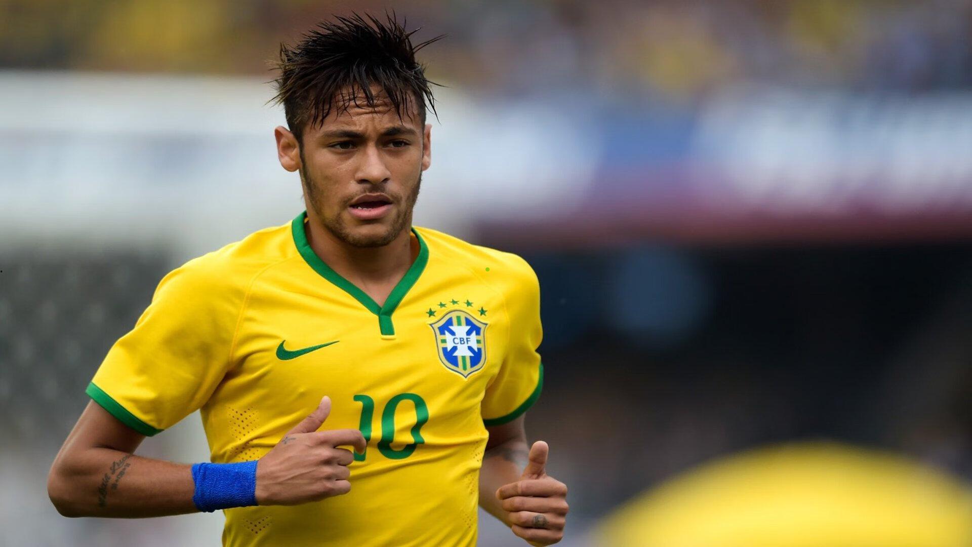 武磊携三套战袍回归西甲，致敬往昔辉煌，传承足球精神